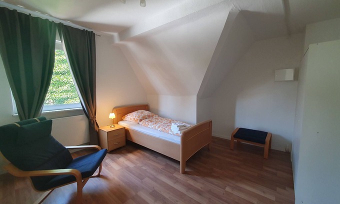 Oberstadt Condominio | Cozy private room with shared bathroom centrally located - at Mainz University Hospital