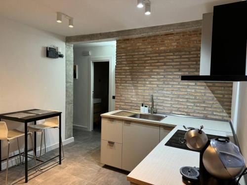 Canillas Casa | Cozy private room with shower #1