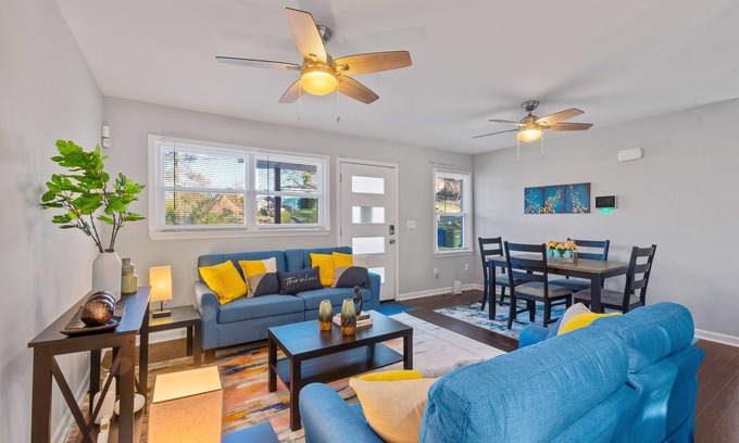 Atlanta Casa | “Cozy Private Suite Spacious Room + Bath + Living Area