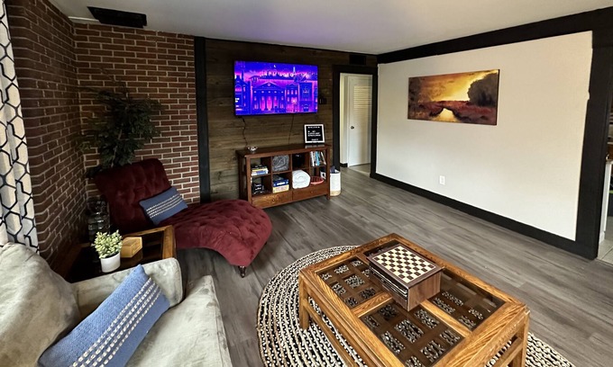 Dearborn Heights Casa | Cozy Ranch in Metro Detroit