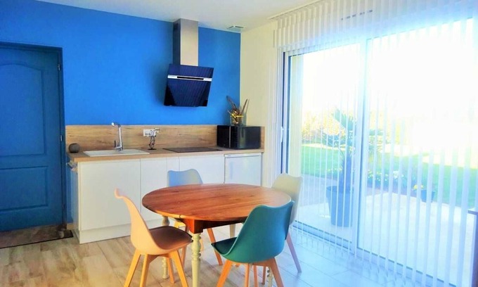 Saint-Georges-du-Bois Cabaña | Acogedor gîte con jardín, a 10 min de Le Mans, cerca de servicios y actividades