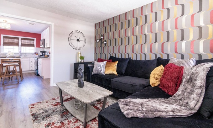 Graham Apartamento | Cozy Retreat Close to Downtown + Parking