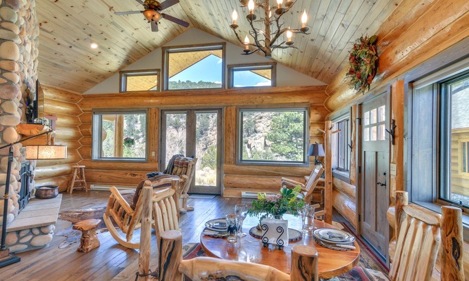 Buena Vista Cabina | ¡NUEVO! Cozy Riverfront Cabin 1. 4 millas de Buena Vista