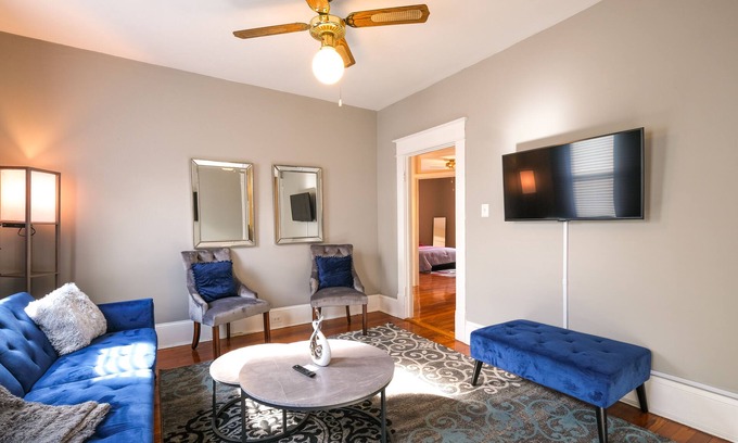 Roanoke Apartamento | Cozy Roanoke Vacation Rental: 2 Mi to Downtown!