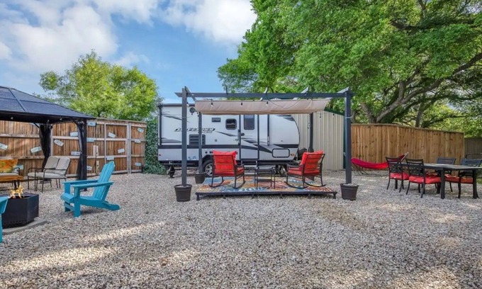 San Marcos Casa | Cozy RV Minutes from Texas State, San Marcos - Country Living