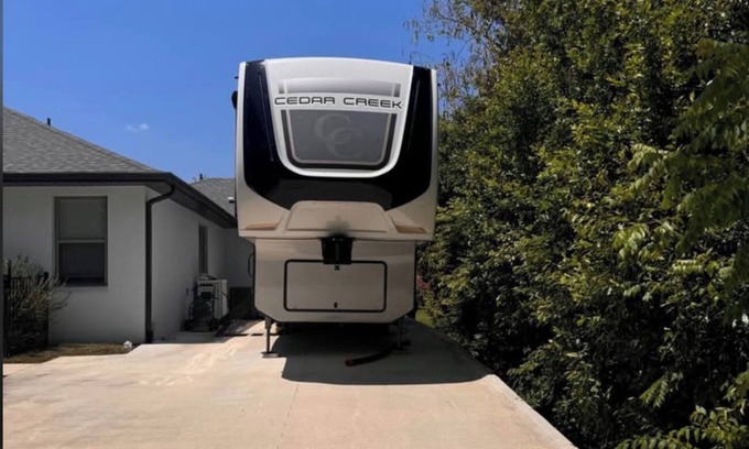 Clermont Casa | Cozy RV with AC and WiFi in fabulous Clermont
