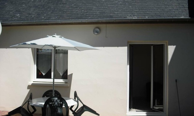 Surtainville Cabaña | Casa acogedora, cerca de la costa, con jardín, terraza, y wifi - Acepta mascotas