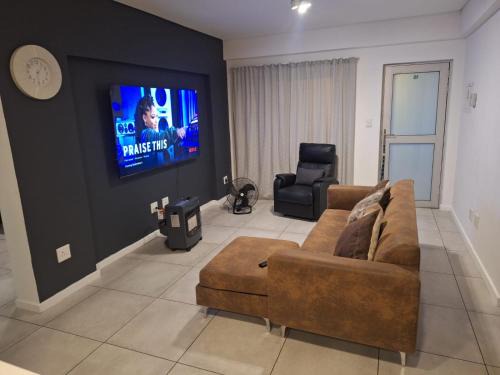 Germiston Apartamento | Cozy & Secure 2-Bedroom Retreat