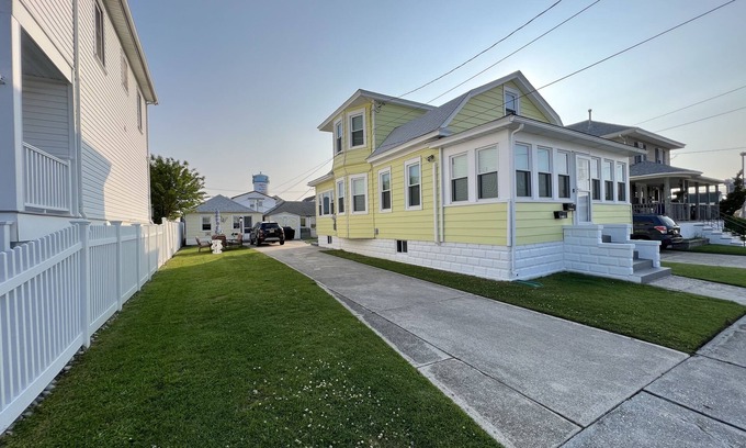 North Wildwood Casa | Cozy Shore Home for 6 – Ideal for Family or Friends