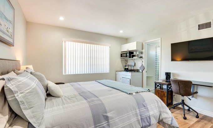 Simi Valley Apartamento | Cozy Simi Valley Studio Less Than 10 Mi to Hiking and Golf