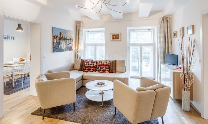 Prague 3 Apartamento | ❤️ Acogedor, espacioso, tranquilo, excelente ubicación central