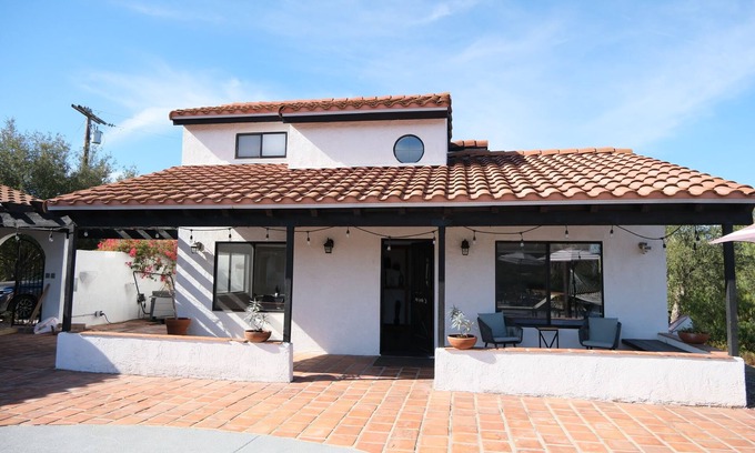 Ramona Casa | Cozy Spanish Casita w/Mountain View in Ramona