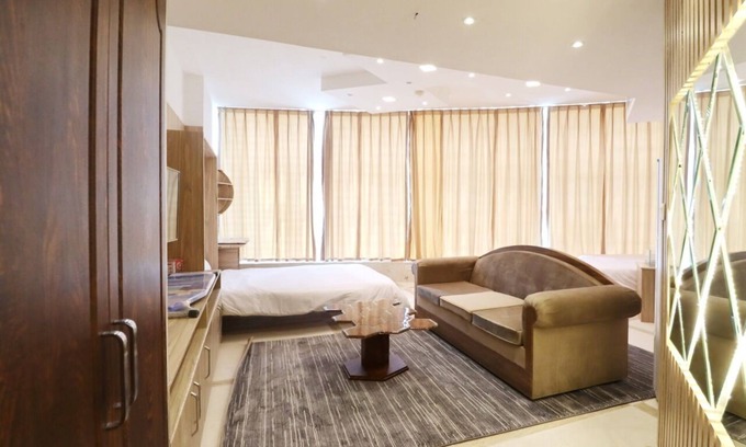 Dubai Sports City Apartamento | COZY STUDIO APARTMENT IN DUBAI