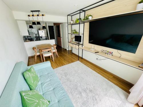 San Isidro Apartamento | Cozy Studio Apt -Work, Relax & Explore