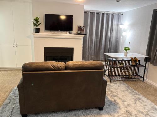 Pecos Apartamento | Cozy Studio at the Pecos Village
