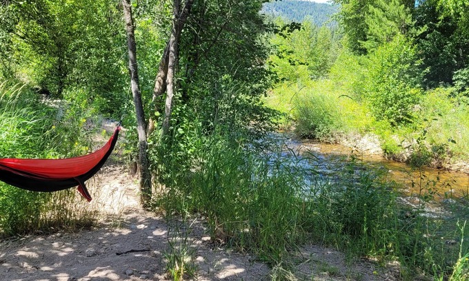 Okanagan-Similkameen Cabina | cozy studio cabin on 20 scenic acres over looking mountains and Hayes creek