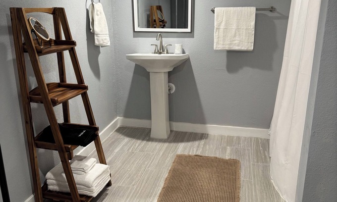 Dallas Apartamento | Cozy studio in amazing Dallas with AC, WiFi