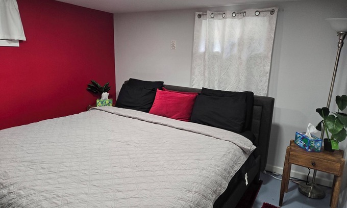 Clifton Apartamento | Cozy studio in nice Staten Island with AC, WiFi