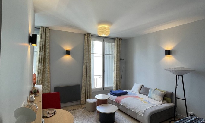 Faubourg-du-Roule Apartamento | Cozy Studio Near Champs-élysées