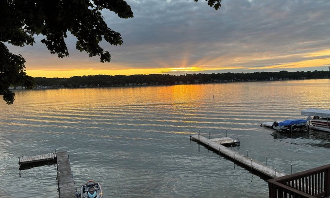 Livonia Apartamento | Cozy studio on Conesus Lake with WiFi and AC in wonderful Livonia