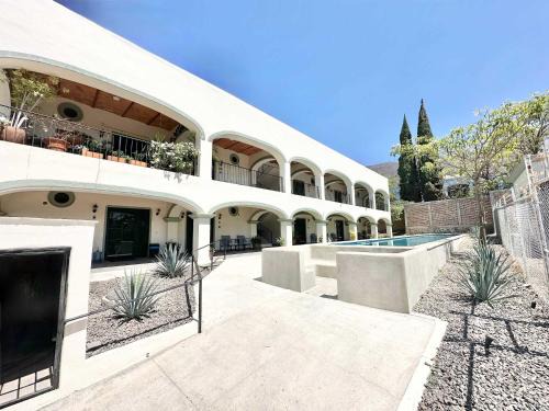 Ajijic Apartamento | Cozy Studio & Refreshing Pool