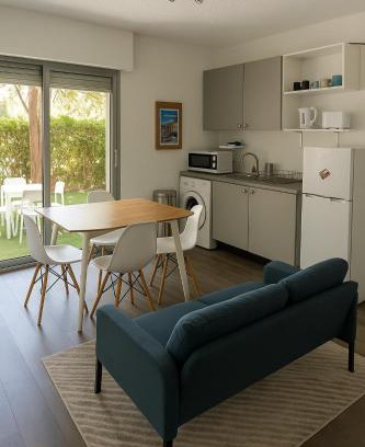 Hopitaux-Facultes Apartamento | Cozy studio, secure residence