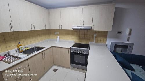 Bab Al Bahr Apartamento | Cozy Studio with Pool and beach access