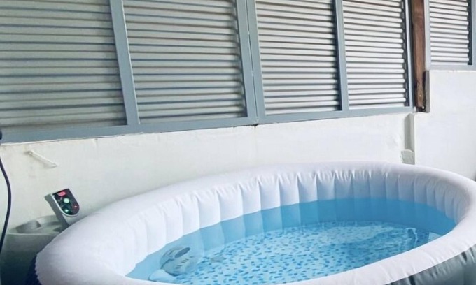 Pointe-a-Pitre Apartamento | Cozy suite ✨city center with hot tub✨