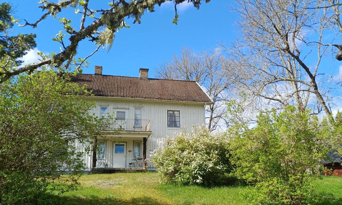 Ed Casa | Cozy swedish House, 3 bedrooms, nature, WIFI, near the lake, rowing boat