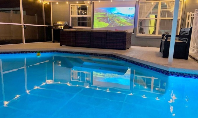 Greater Northdale Casa | Cozy Tampa Home with Large Heated Pool