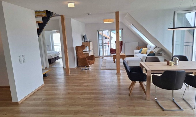 Goldbach Apartamento | Cozy top floor apartment in a top location with unobstructed views