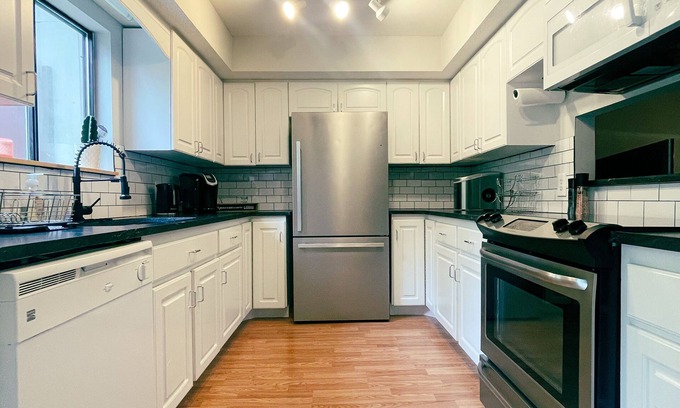 Goldsboro Casa | Cozy Townhome w/3 BR,Quiet & Family Friendly