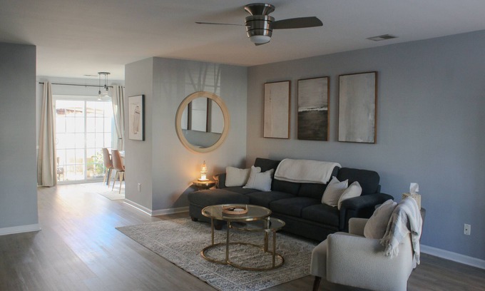 High Point Casa | Cozy Townhouse in High Point