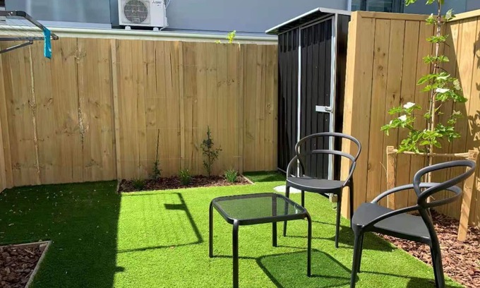 Linwood Casa | Cozy Townhouse in central city