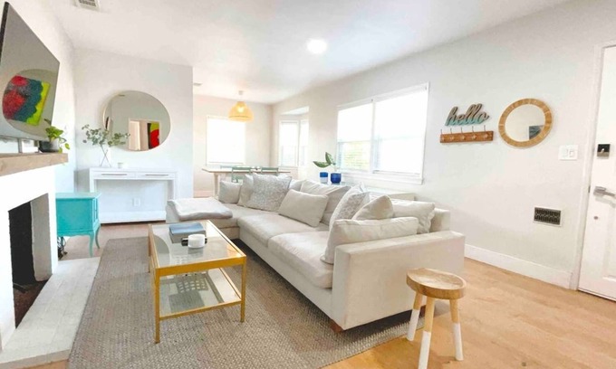 North Hollywood Casa | Acogedora casa de dos habitaciones