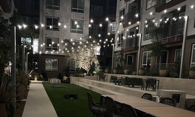 Westmont Apartamento | “Cozy Two bedroom in Pomona”