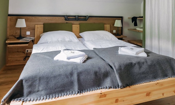 Goestling an der Ybbs Apartamento | Cozy vacation apartment (62 m²) with sun terrace and view of the Hochkar