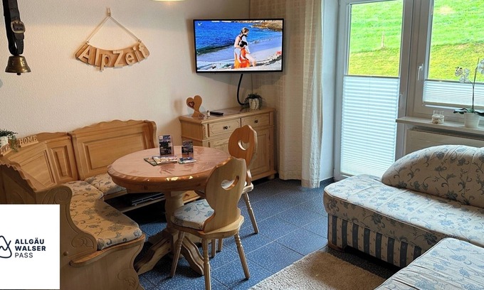 Buhl am Alpsee Apartamento | Cozy vacation apartment "AlpZeit" in Immenstadt/Bühl with balcony and WLAN