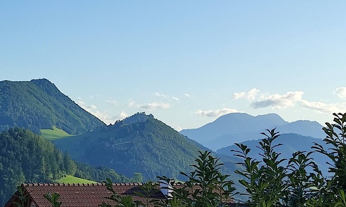 Maria Neustift Apartamento | Cozy vacation apartment with a fantastic view, central but quiet location
