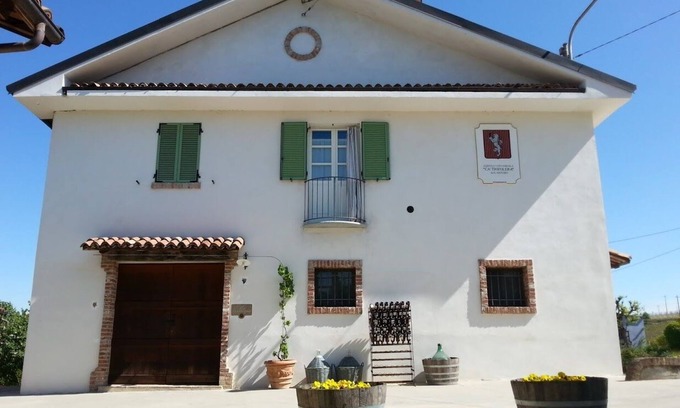 Neive Casa | Cozy vacation home for 10 people