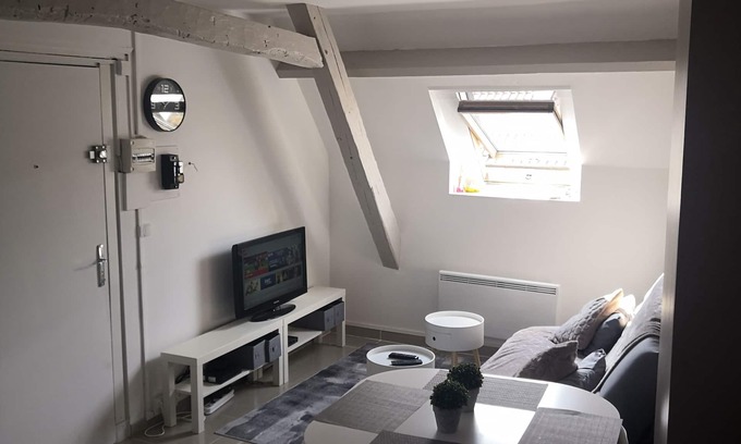 Bonneuil-en-France Condominio | Pueblo acogedor .........