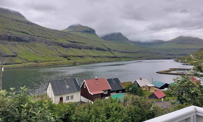 Faroe Islands Casa | Cozy village house in Funningsfjørð