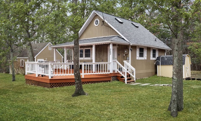 Kirby Chalet De Esquí | Cozy w Hot Tub, Fire Pit, Wifi, Grill, Deck & Pets