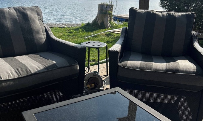Chatsworth Cabina | Cozy waterfront cabin by beautiful William’s Lake