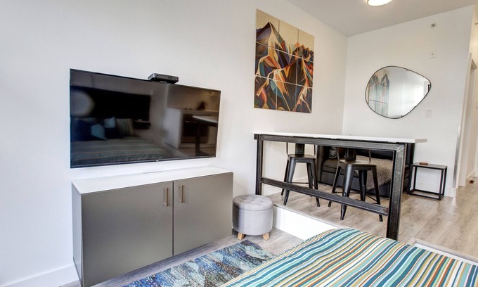 Whistler Cay Heights Condominio | Cozy Whistler Village Stuidio w/Pool & Hot Tub