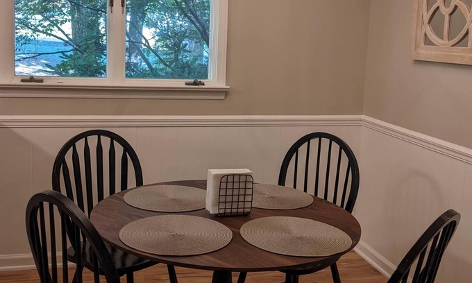 Southeast Raleigh Casa | Cozy Woodland Retreat 3-bed-2 bath house on 5 acres