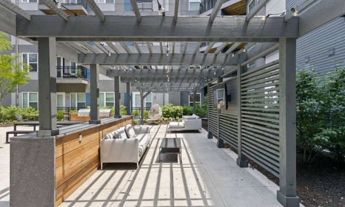 Cole-Noble District Apartamento | CozySuites at East Washington
