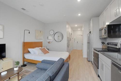 Lower Lawrenceville Apartamento | CozySuites Dream SDO, Lawrenceville