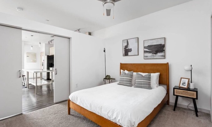 Downtown Indianapolis Apartamento | CozySuites l Lavish 1BR, Bottleworks Indy #4