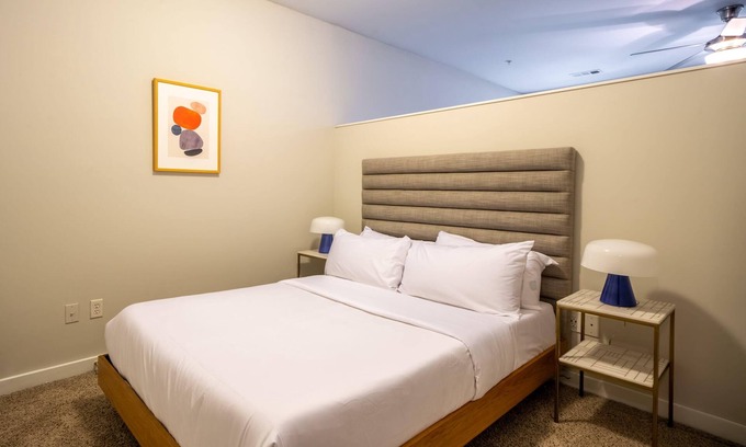 Music Row Apartamento | CozySuites MusicRow Astonishing SDO free parking23